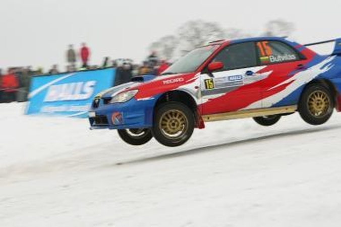 Ralio mėgėjus vėl džiugins "Halls Winter Rally"