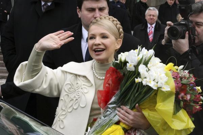 Ukrainiečiai susirinko prie kolonijos palaikyti J.Tymošenko
