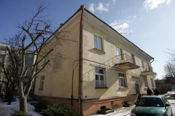 Atokvėpis: Grybo gatvės 24 numeriu pažymėto namo gyventojai, praeitą mėnesį už šilumą pakloję kone visą pensiją, gali mažumėlę pralinksmėti.