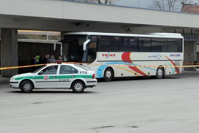 Autobuse rado bombą
