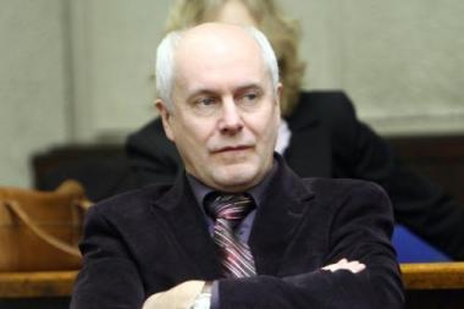 Ignoruoja: A.Každailevičiui sunkmetis – nė motais, todėl mokesčių mokėtojų pinigais reikės išlaikyti septynis jau priimtus naujus valdininkus, o netrukus įvyks dar du konkursai.