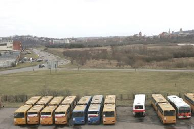 Kąsnis: netoli nuo miesto centro ir Nemuno esanti „Kauno autobusų“ teritorija masina verslininkus.