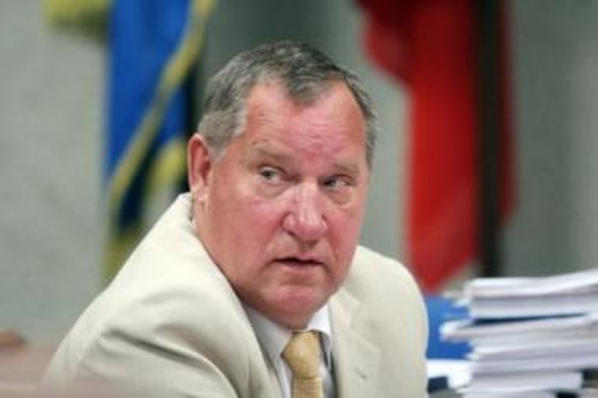 Ramybė: nors B.Šimkus iš posto verčiamas jau daugiau nei metus, panašu, kad jam kėdę pavyks išsaugoti iki kadencijos pabaigos.