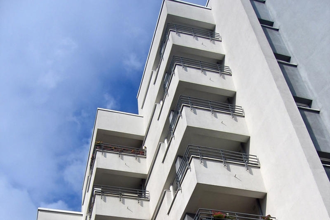 Naujas daugiabučių bendrijų įstatymas nesprendžia problemų