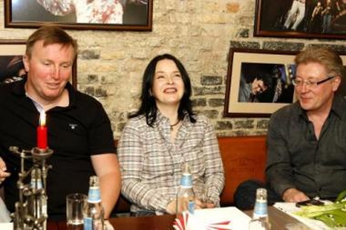 Optimistiškai: "Kurpiuose" susirinkusių Klaipėdos pilies džiazo festivalio organizatorių veidų netemdė jokie šešėliai.