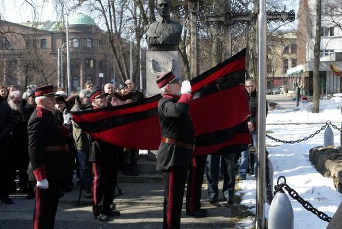 Istorinė Kauno vėliava dingo kaip į vandenį