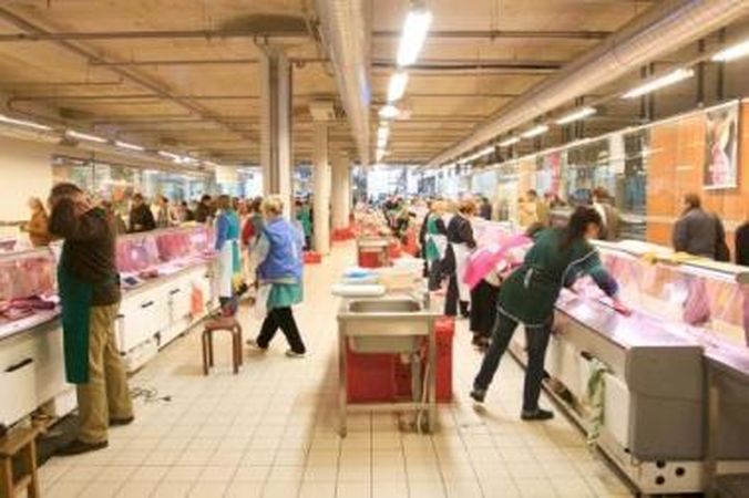 Paradoksas: sostinės vadovai stebisi, kaip kur kas mažesnis Halės turgus miestui duoda milijoninę naudą, o Kalvarijų – jokios.