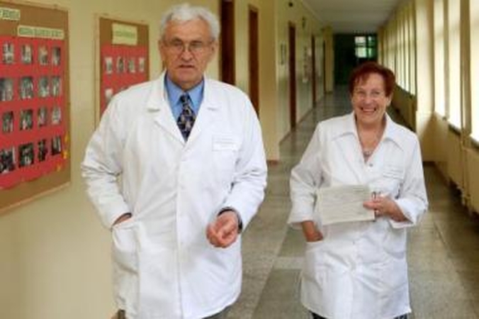 Vadovai: P.Budraitis ir T.Girdvainienė nenori kalbėti apie problemas, tačiau piktinasi, kad tuberkuliozės profilaktikai skiriama per mažai dėmesio.