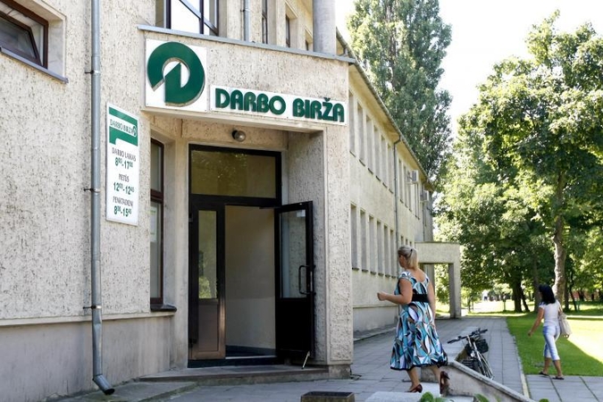 Nedarbo lygį uostamiestyje kėlė absolventai   