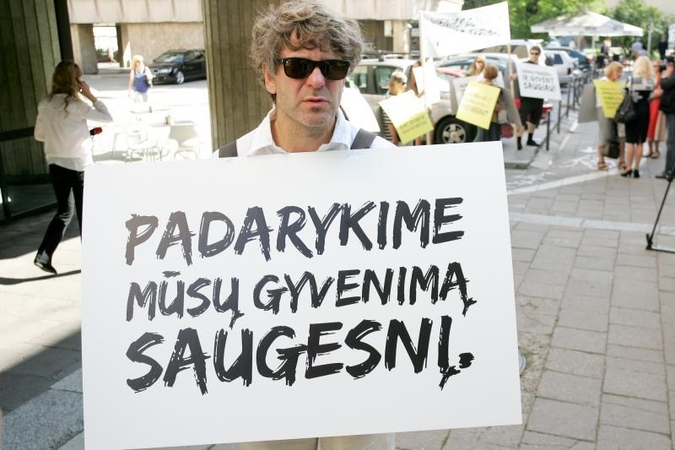 A.Bialobžeskis apie donorų kraują: kiek galima žaisti rusišką ruletę?