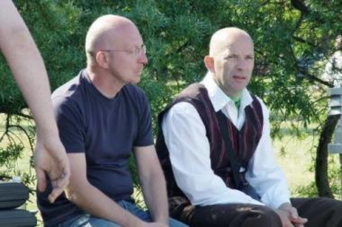 Neigia: A.Burkšas tikino, kad jo sūnaus darbas – ne pyragai, todėl tikrai nereikėjo prašyti A.Valinsko (dešinėje) pagalbos įsidarbinti.