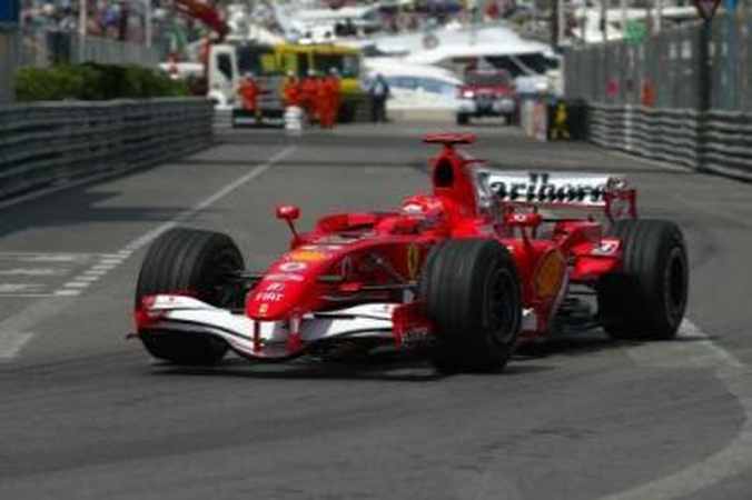 F-1 legenda sugrįžta