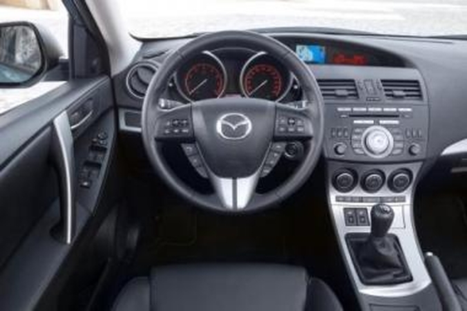 Vėjas: "Mazdos" inžinieriai itin ilgai tobulino automobilio aerodinamines savybes – oro pasipriešinimo koeficientą Cx jiems pavyko sumažinti nuo 0,32 iki 0,28.	Gamintojų nuotr.