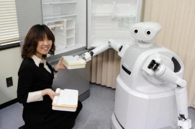 Ambicijos: iki krizės robotų gamintojai Japonijoje tikėjosi, kad šie greitai pakeis namų tvarkytojus ir kai kurių kitų profesijų atstovus.