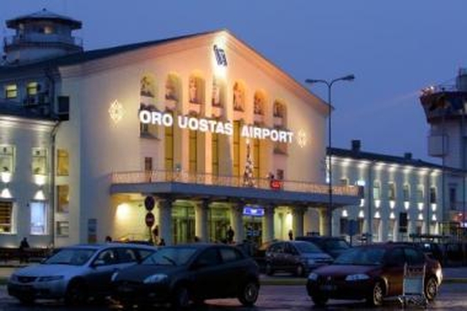 Oro uostai stumiami į privačias rankas