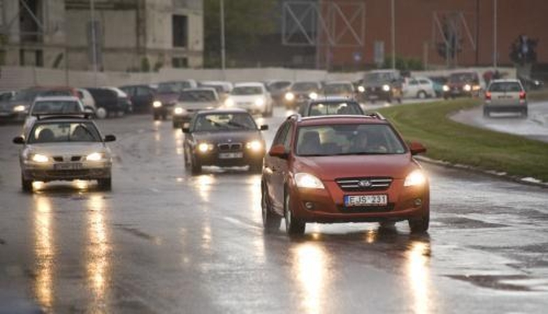 Automobilių mokesčiui – ne
