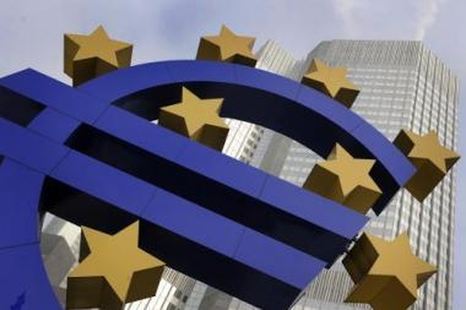 Siekis: analitikai įsitikinę, kad sunkmečiu Lietuva turėtų kuo greičiau stengtis įvykdyti Mastrichto kriterijus ir įsivesti eurą.