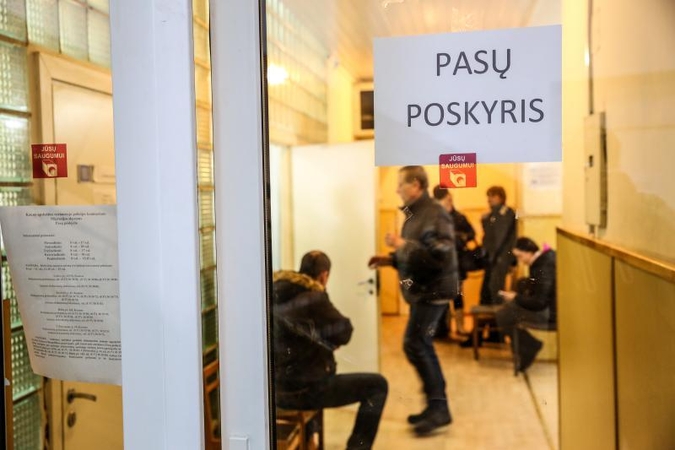 Vietoj nemokamo paso – biurokratų labirintai
