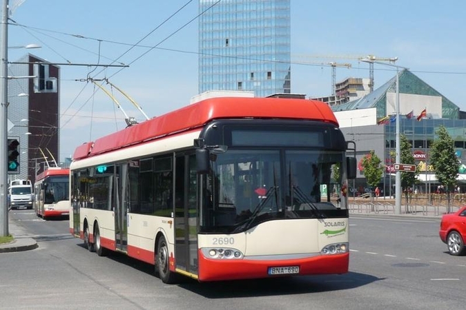 Mokesčių lengvatos viešojo transporto bilietų neatpigintų
