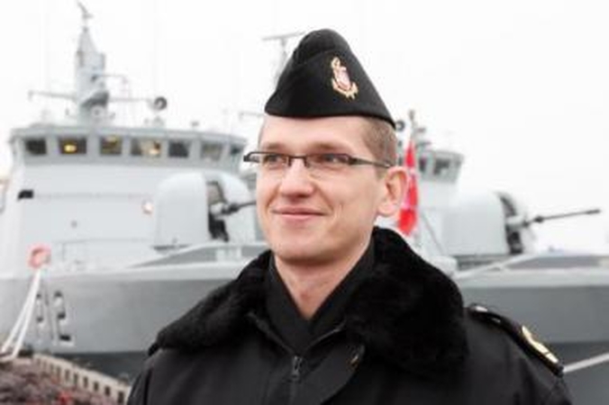 Prisidėjo: A.Brencius teigė, jog KJP didžiausias indėlis burlaivių regatos metu buvo karinio laivo "Jotvingis" dalyvavimas lydint burlaivių flotilę iš Turku į Klaipėdą.