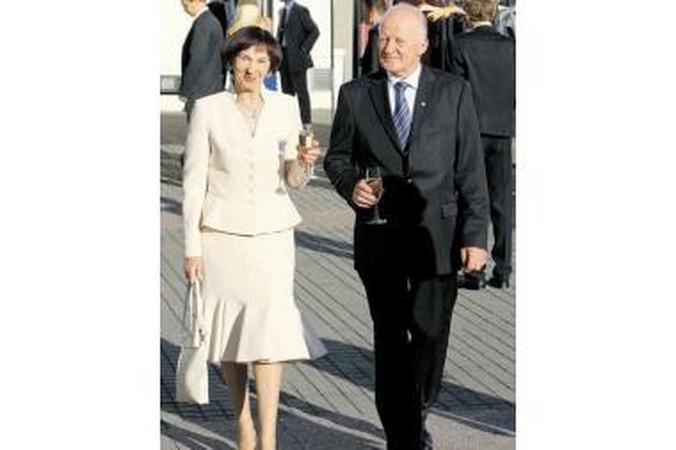 Mere, ar švarūs pinigai?