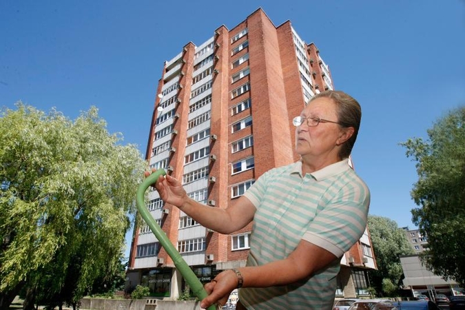Dėl vamzdžių       keitimo kainos – įtarimai