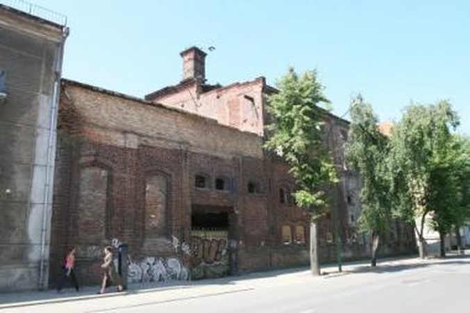 Įžymybė: vienas garsiausių uostamiestyje esančių apleistų pastatų – Šaulių g. 25 riogsantis buvęs alaus "bravoras".