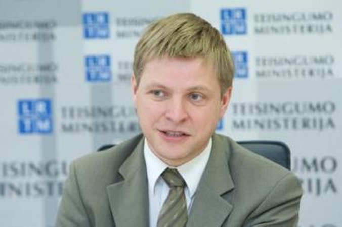 Landa: nusikaltėliai dar iki teismo sprendimo spėja suslėpti turtą.