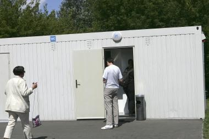 Auksiniam tualetui prireikė remonto