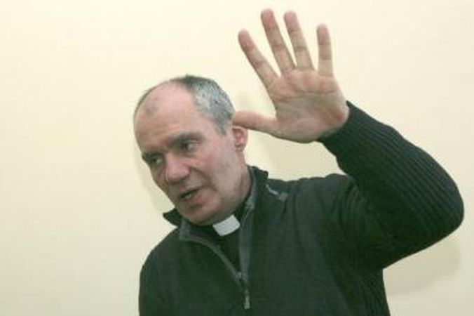 Chaosas: vienas geriausių Katalikų bažnyčios demonologijos specialistų prancūzas B.Domerque mano, kad vienas blogiausių šiuolaikinio pasaulio dalykų – ribų išsitrynimas.