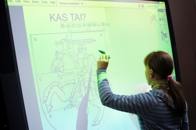 Internetas palengvina dalią ir mokiniams, ir mokytojams