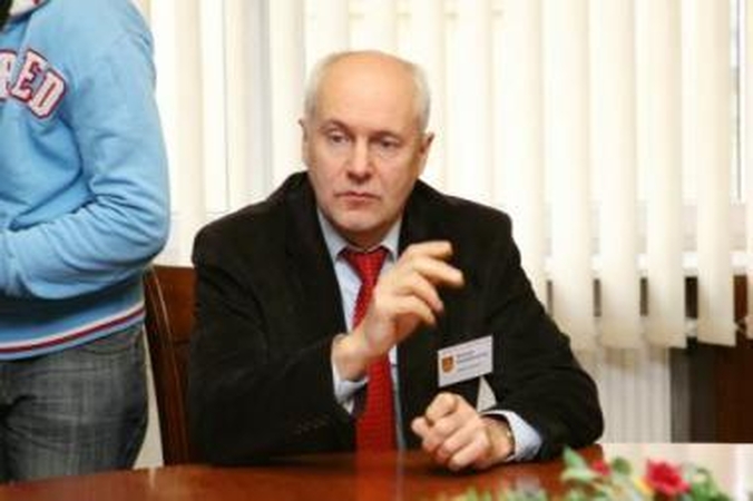Direktoriui – kaltinimai dėl skandalų