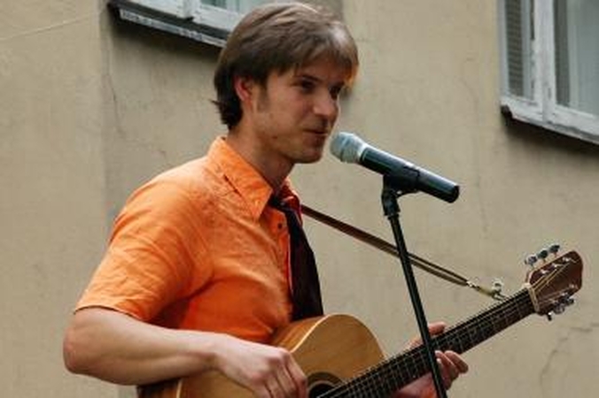 „Akustinėse spalvose“ – bardas J.Baltokas