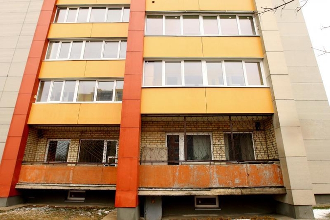 Trylikaaukštis – tarsi apsėstas nemalonumų