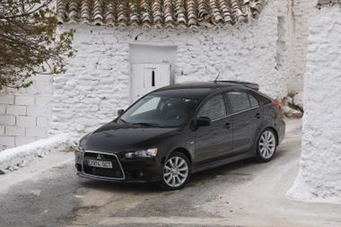 Improvizacija "Mitsubishi Lancer" tema