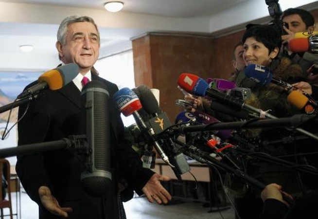 Duobėtas kelias į demokratiją