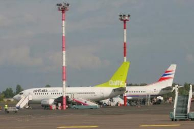 Situacija: nors ir turėjo bilietus, klaipėdiečiai vos buvo įleisti į "Air Baltic" lėktuvą, nes jame galimai nebebuvo vietų.