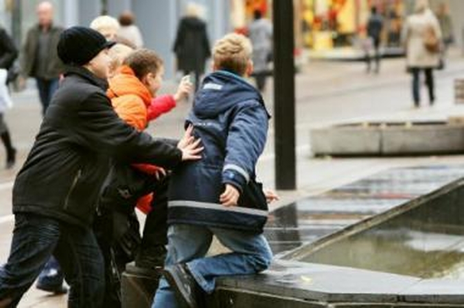 Vaikystė: kartais nusikaltimai prasideda nuo paprasto išdykavimo.