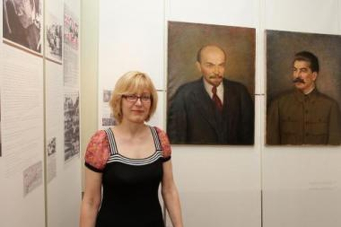 Kvietimas: G.Jankevičiūtė vyresnės kartos lankytojus ragina nebūti skeptikais ir kitokiomis akimis žvilgtelėti į eksponatus.