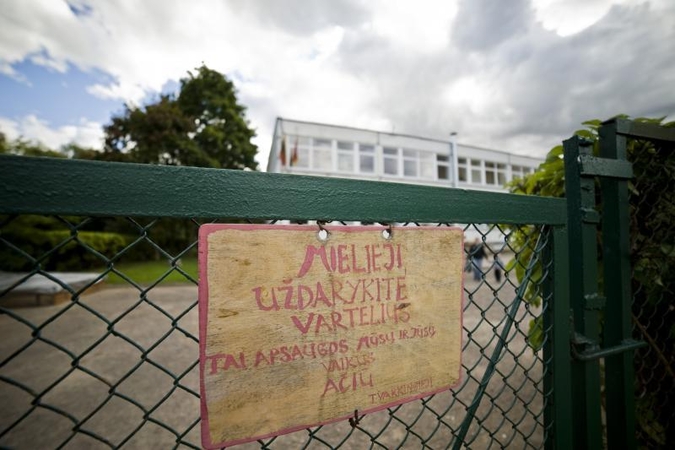 Išgąsdinta penkiametė Kamilė darželio šiemet nelankys