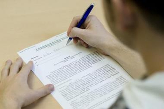 Tęsia: nepaisant valdžios abejingumo, kai kurie šalies gyventojai nenuleidžia rankų ir toliau kovoja už tai, kad būtų grąžintos didesnės įmokos į pensijų fondus.