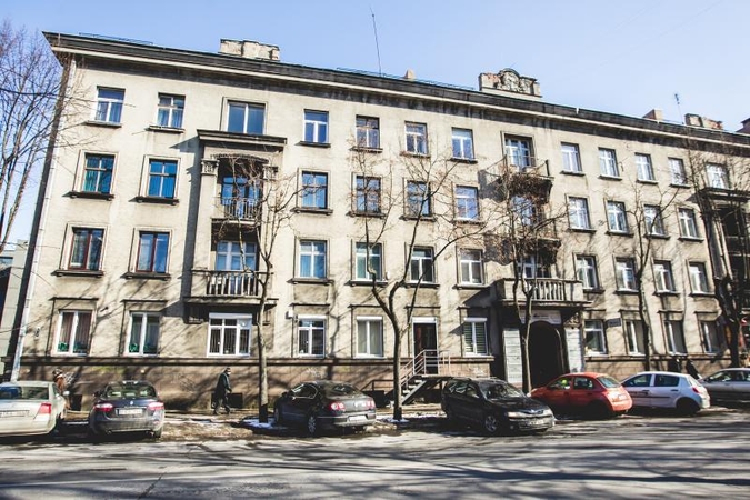 Namo bendriją           sudraskė nesutarimai   