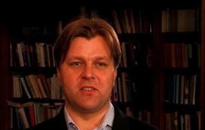 M.Adomėnas
