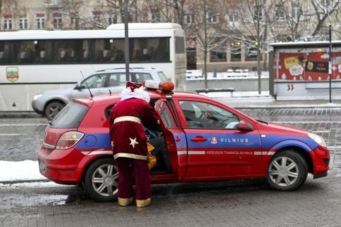 Kalėdų Senelio "verslas"