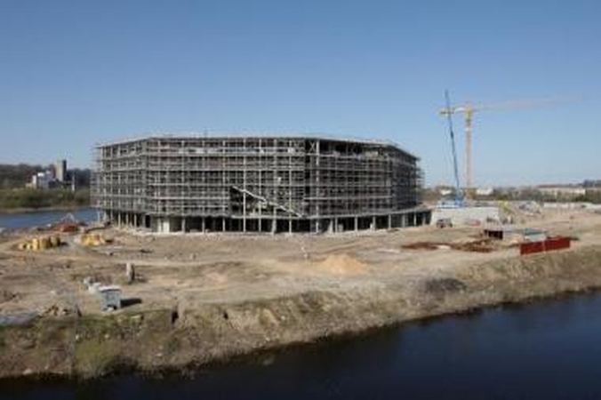 Terminas: manoma, kad arena duris gali praverti žiemą.