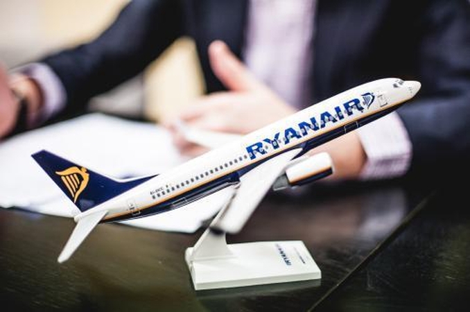 „Ryanair“ planai Kaune tebekybo ore
