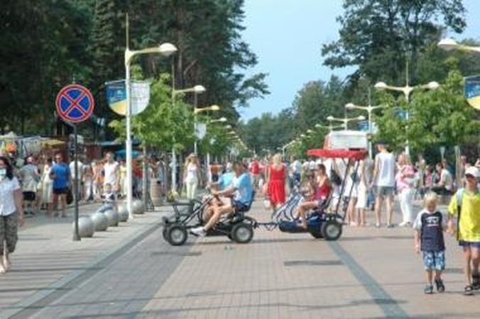 Rusai Lietuvos pajūryje perka butus