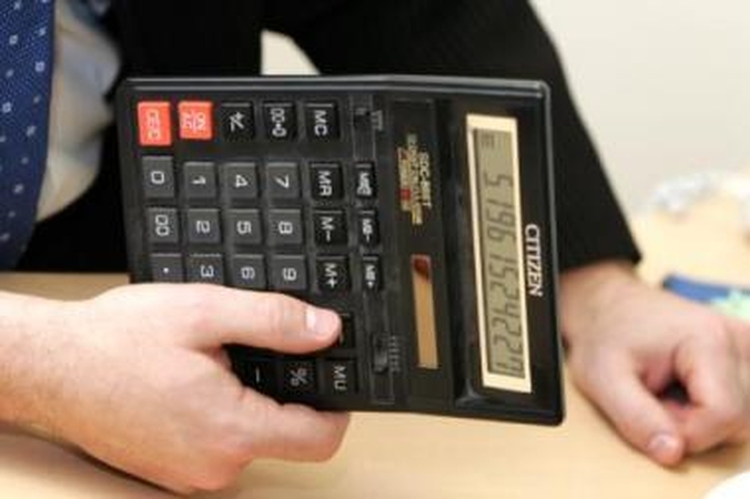 Prievolė: 806,4 lito – tiek daugiausia valstybei gali tekti sumokėti asmeniui, kurio mėnesinis uždarbis viršijo 3150 litų ir kuris neparašė darbdaviui prašymo netaikyti NPD.