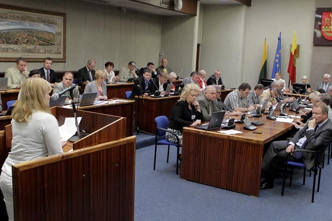 Uostamiesčio politikams – dar daugiau kontrolės
