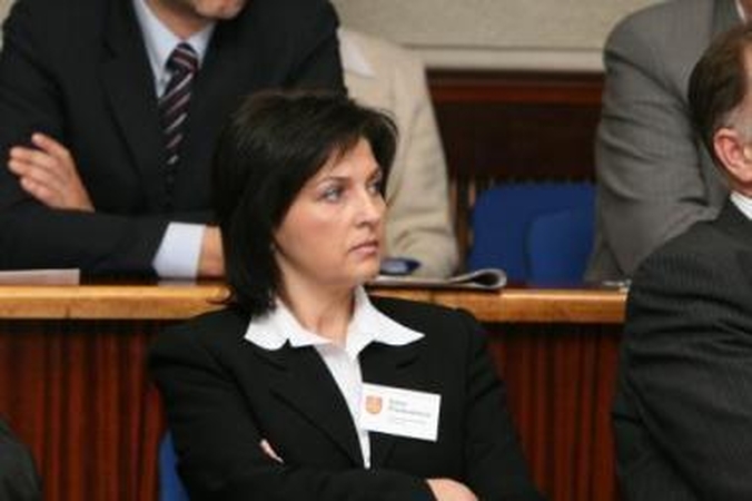 Atleistoji grįžta į savivaldybę?